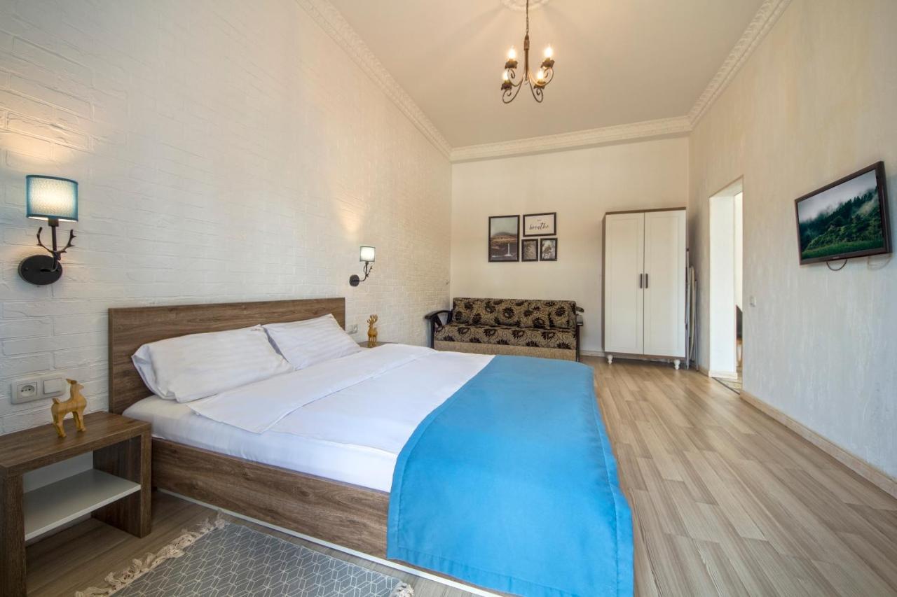Dayflat Apartments Khreschatyk Kiev Bagian luar foto