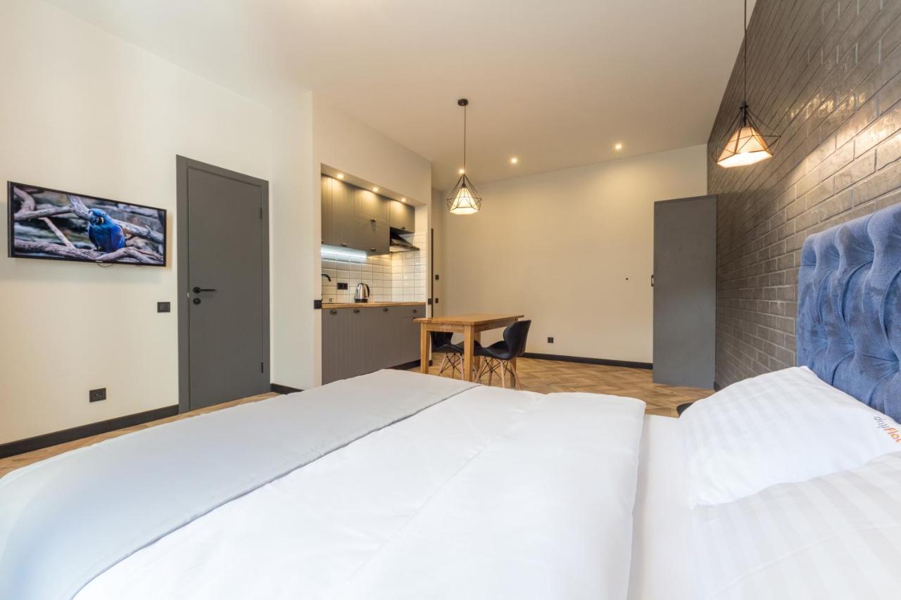 Dayflat Apartments Khreschatyk Kiev Bagian luar foto