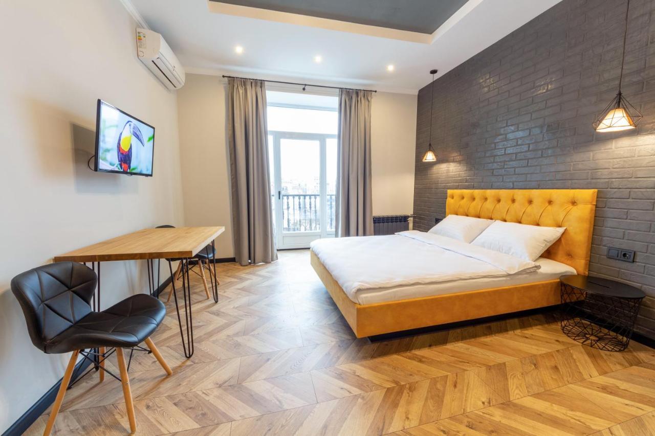 Dayflat Apartments Khreschatyk Kiev Bagian luar foto
