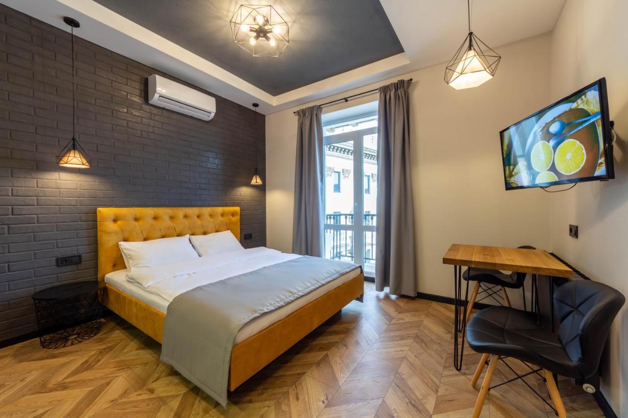 Dayflat Apartments Khreschatyk Kiev Bagian luar foto