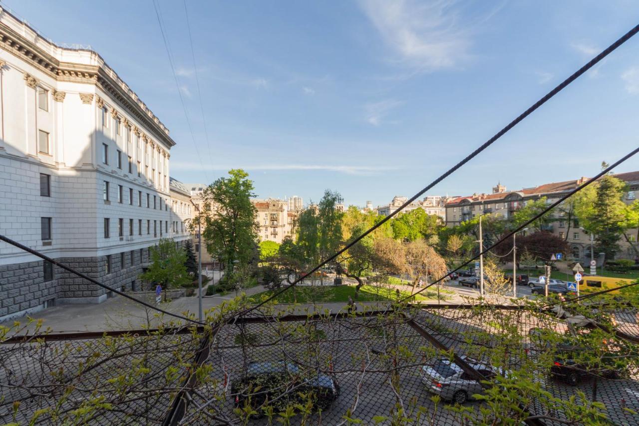 Dayflat Apartments Khreschatyk Kiev Bagian luar foto