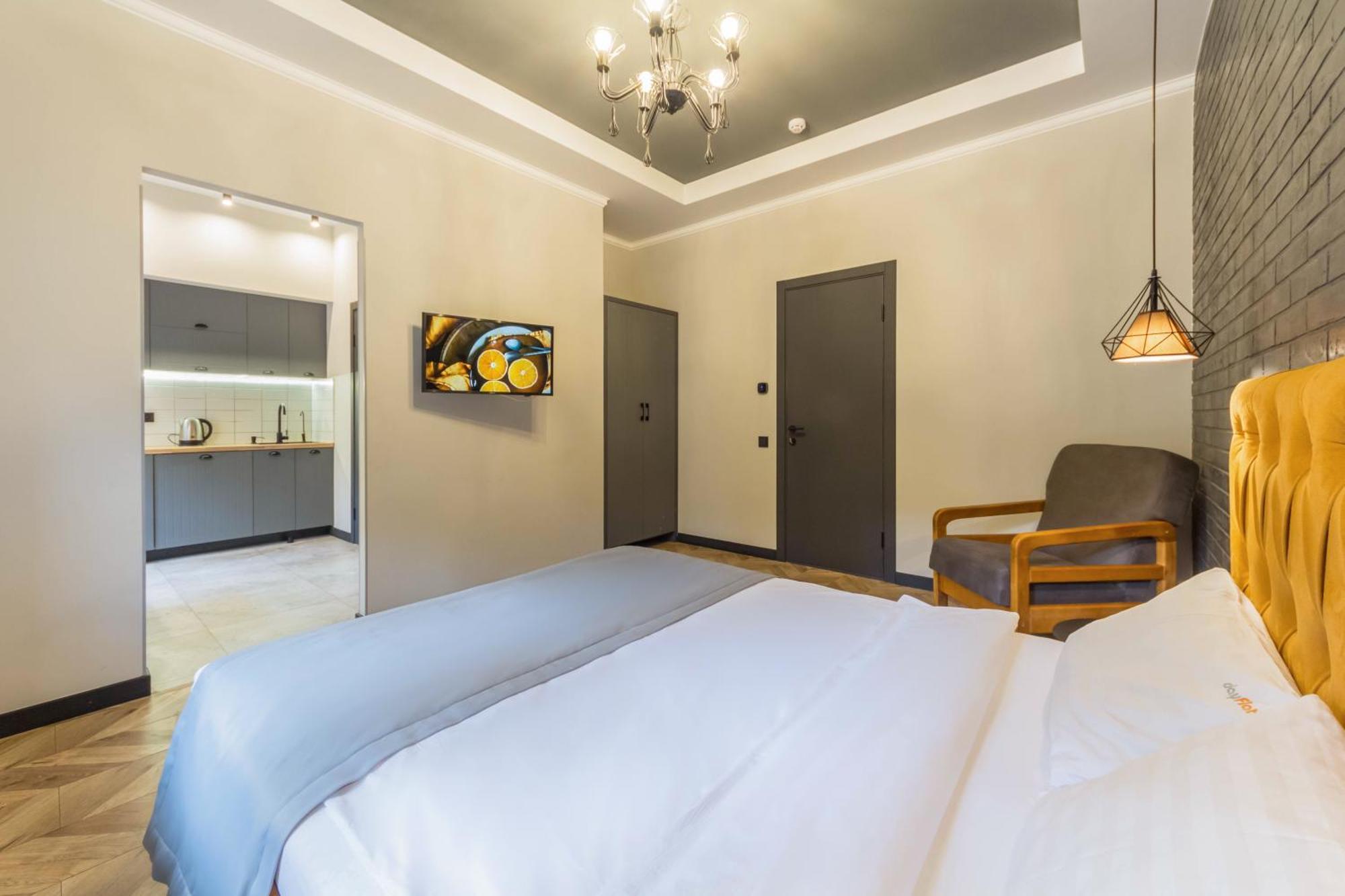 Dayflat Apartments Khreschatyk Kiev Bagian luar foto