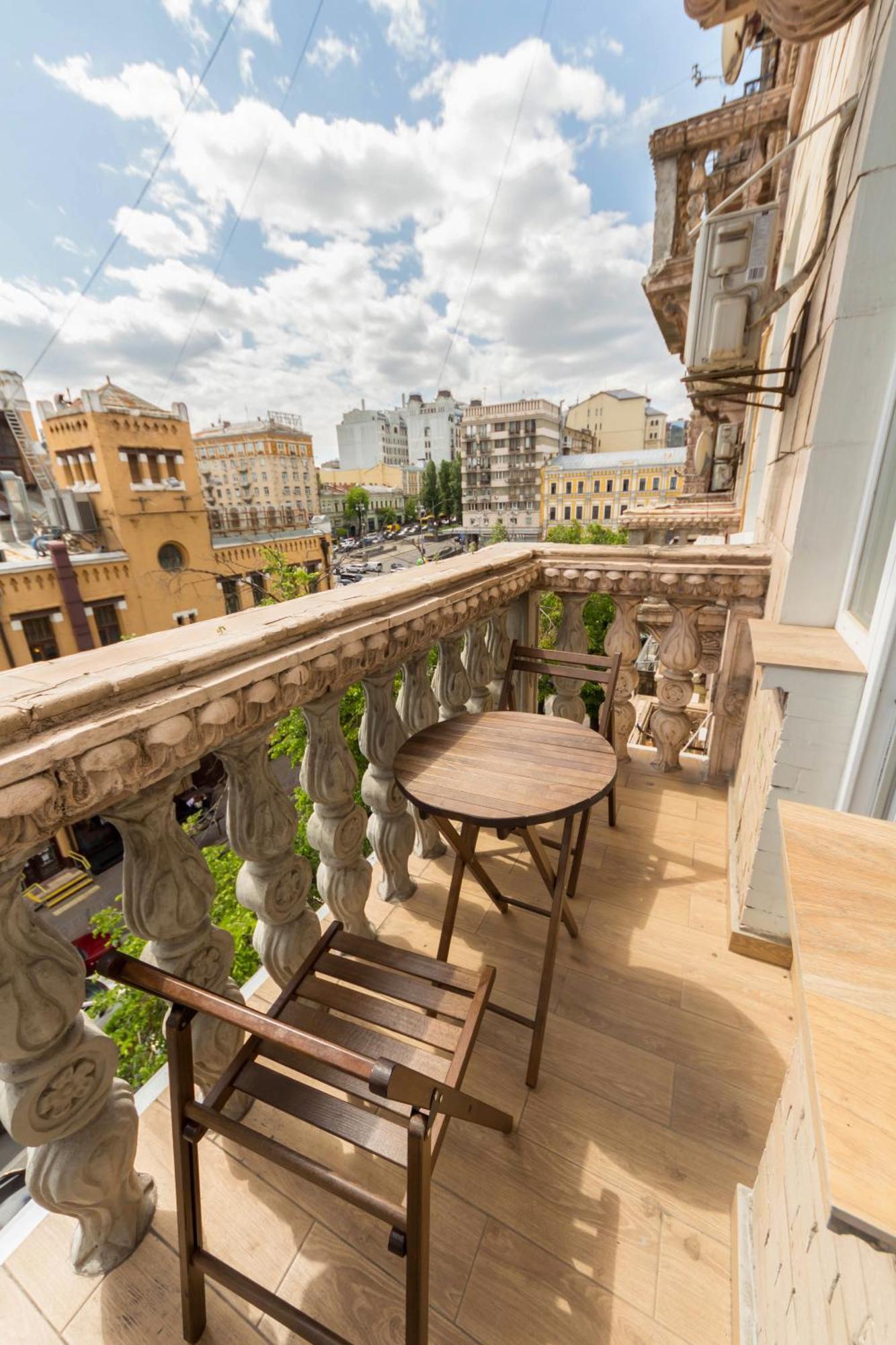 Dayflat Apartments Khreschatyk Kiev Bagian luar foto